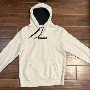men’s white Hollister hoodie